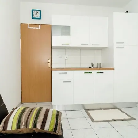 Ammos Apartman Saplunara