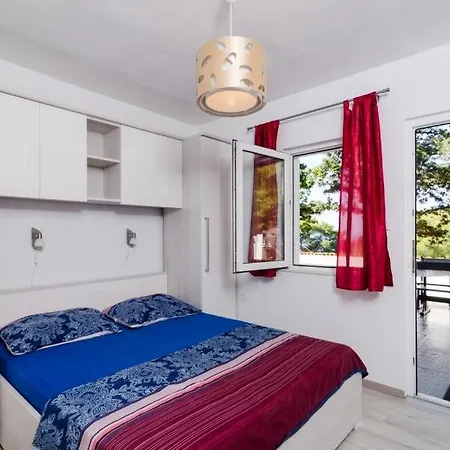 Apartment Ammos Saplunara