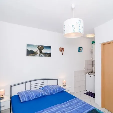 Apartment Ammos *