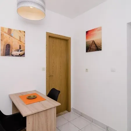 Ammos Apartment *