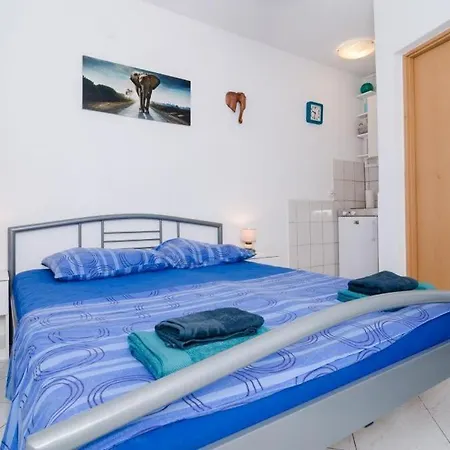 Ammos Apartment *
