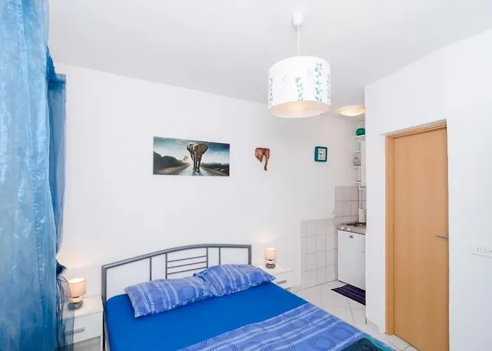 Апартаменты Ammos *